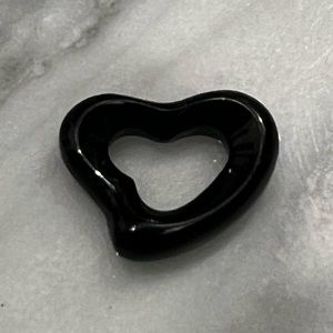 Tiffany Elsa Peretti vintage black jade open heart pendant.